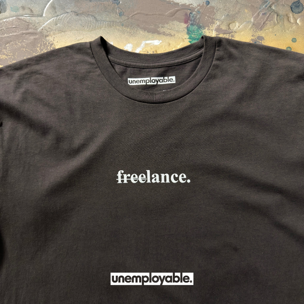 capsule 002 tee - vintage black